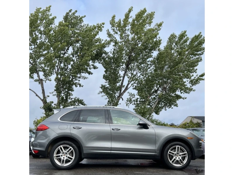 Porsche Cayenne V6 * * CARFAX * * АВТО КРЕДИТ * * , снимка 4 - Автомобили и джипове - 52675877
