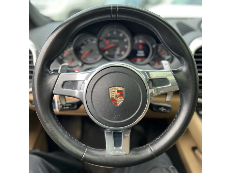 Porsche Cayenne V6 * * CARFAX * * АВТО КРЕДИТ * * , снимка 10 - Автомобили и джипове - 52675877