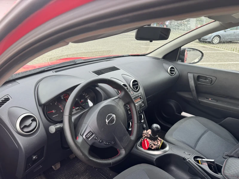 Nissan Qashqai 1.5, снимка 7 - Автомобили и джипове - 53271816