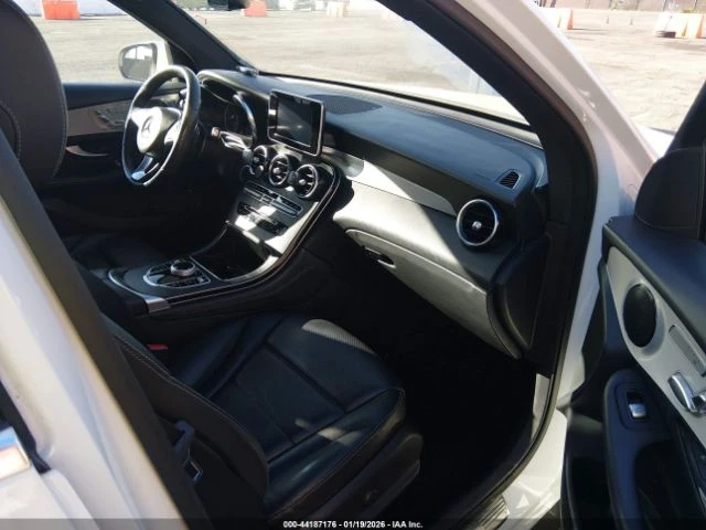 Mercedes-Benz GLC 300 Keyless* Камера* Подгрев* 120k km* , снимка 10 - Автомобили и джипове - 53364014