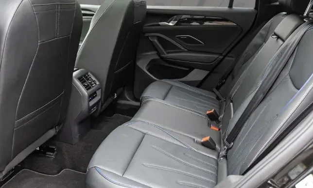 VW Tiguan 2.0 TSI 4Motion = DCC = Гаранция, снимка 10 - Автомобили и джипове - 54157959