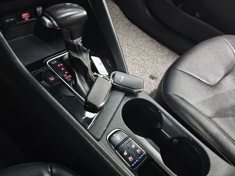 Kia Niro 1.6 HEV| 139к.с.| ВКЛ.ТЕХНОТЕСТ, снимка 9 - Автомобили и джипове - 55183500