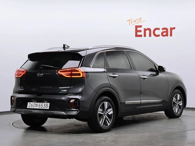 Kia Niro 1.6 HEV| 139к.с.| ВКЛ.ТЕХНОТЕСТ, снимка 2 - Автомобили и джипове - 55183500