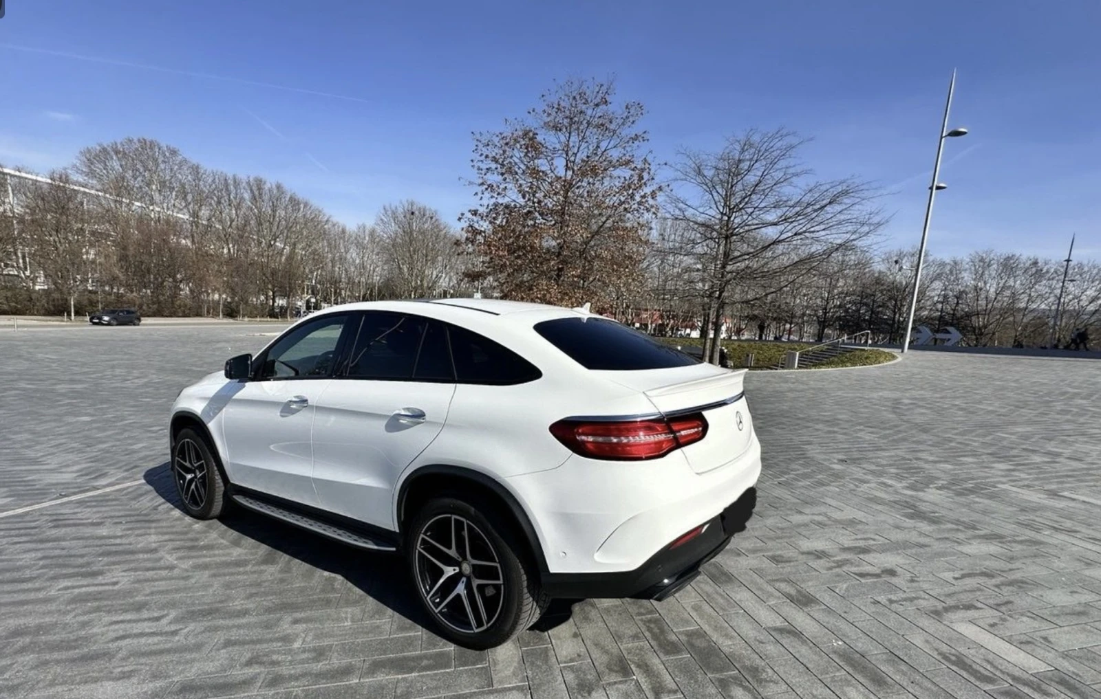 Mercedes-Benz GLE 43 AMG  - изображение 2