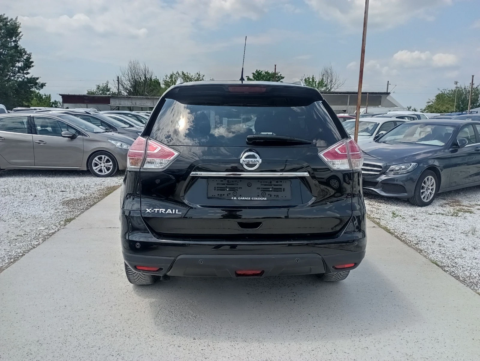 Nissan X-trail Нави, 360 , Италия  - изображение 4