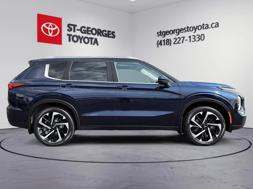 Mitsubishi Outlander SEL 360CAM* ПОДГРЕВ* PANO* KEYLESS*  - изображение 2