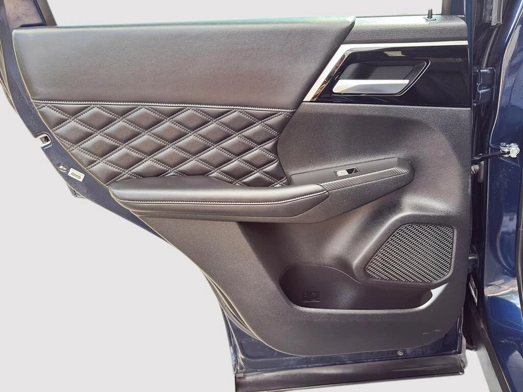 Mitsubishi Outlander SEL 360CAM* ПОДГРЕВ* PANO* KEYLESS*  - изображение 9