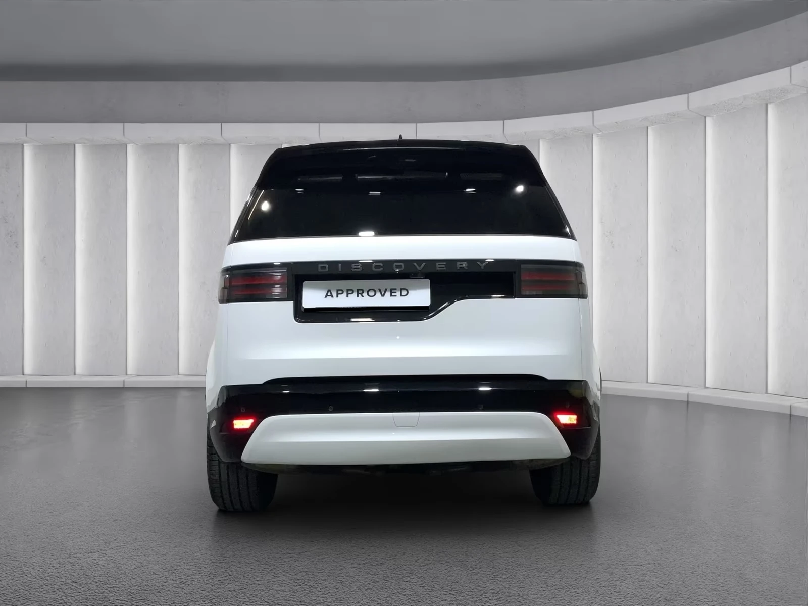 Land Rover Discovery D350 Dynamic SE 7seats - изображение 4