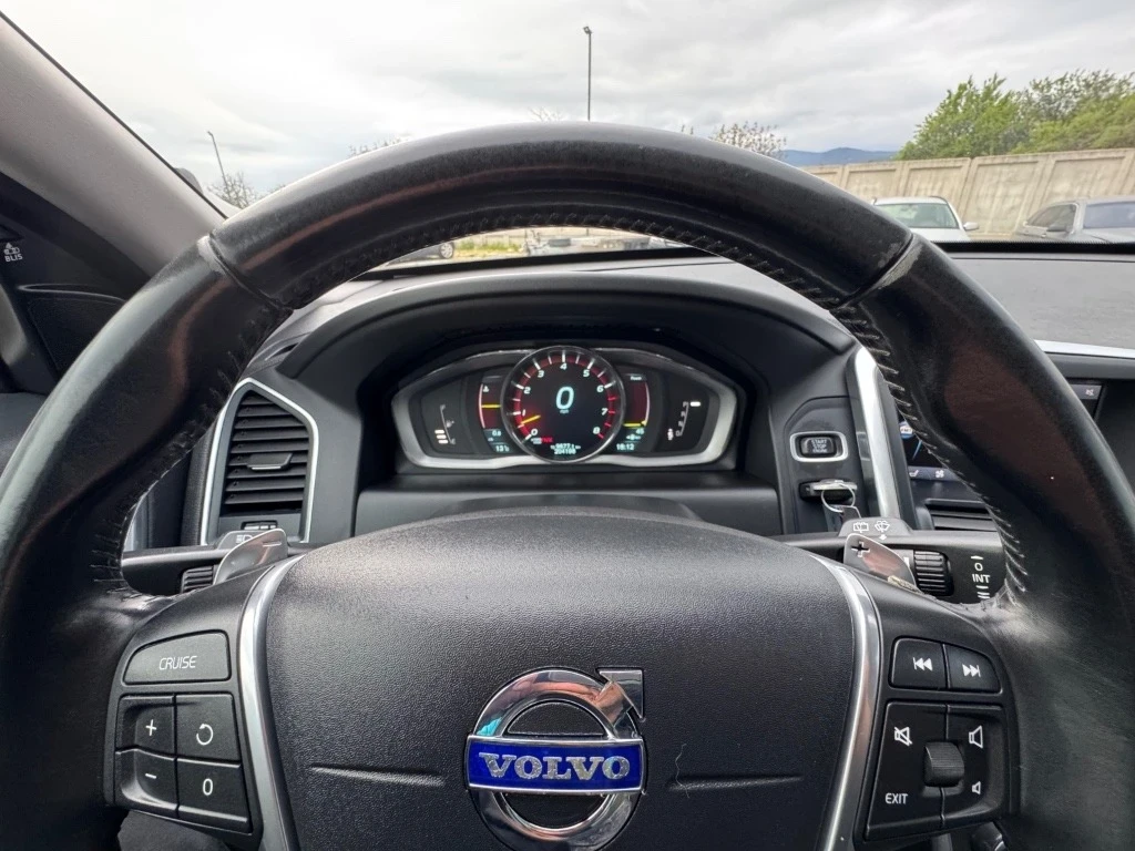 Volvo XC60 3.0 Т6, снимка 11 - Автомобили и джипове - 54530276