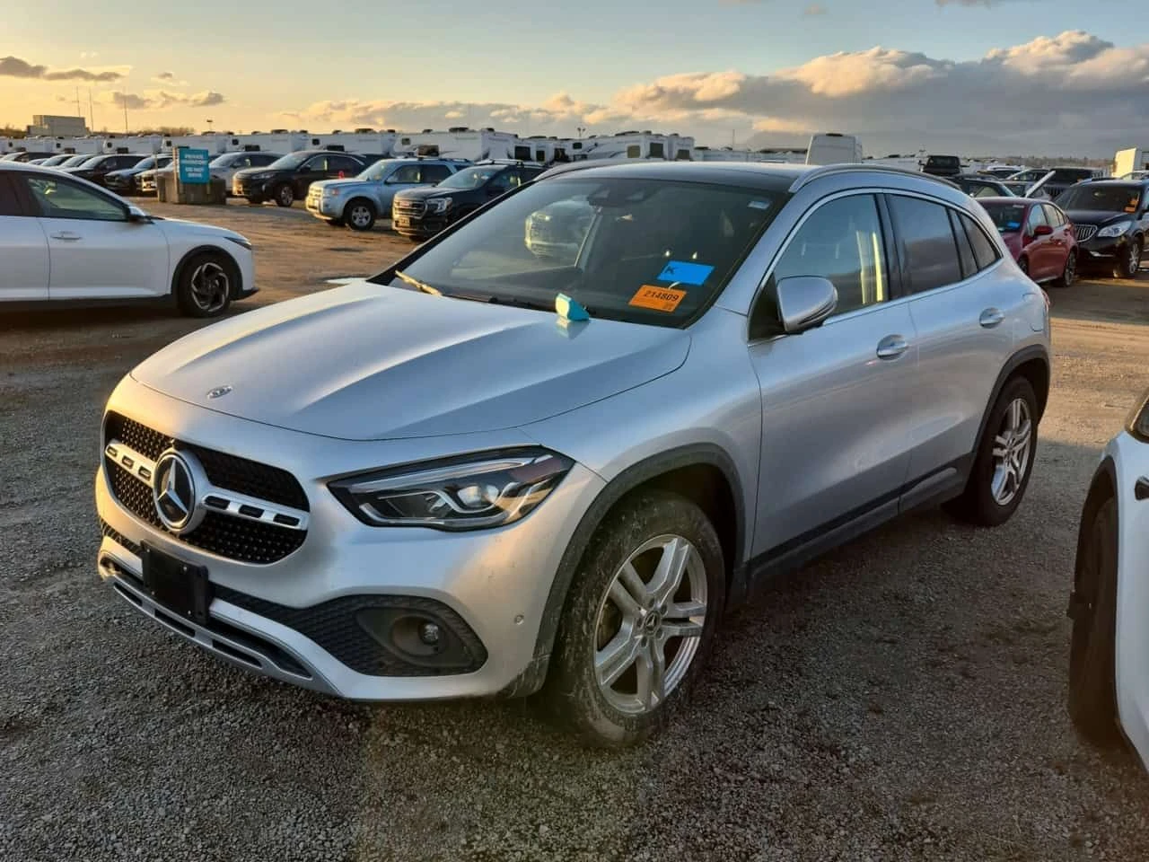 Mercedes-Benz GLA 250 AMBIENT| ПАНОРАМА| ПАМЕТ| CARFAX