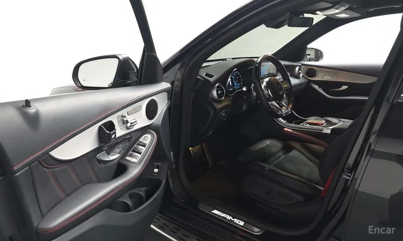 Mercedes-Benz GLC 43 AMG | DISTRONIC | HUD | 360 | CARFAX | , снимка 10 - Автомобили и джипове - 55570494