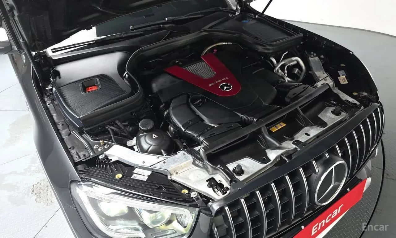 Mercedes-Benz GLC 43 AMG | DISTRONIC | HUD | 360 | CARFAX | , снимка 6 - Автомобили и джипове - 55570494