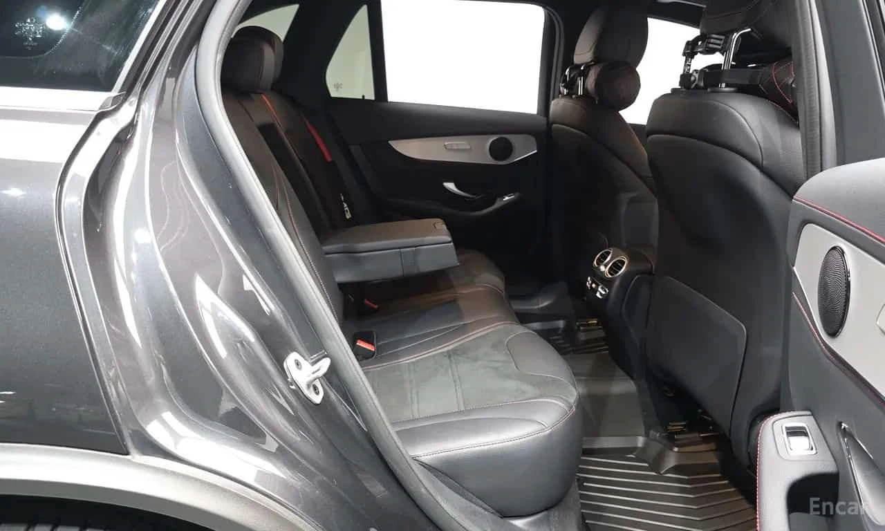 Mercedes-Benz GLC 43 AMG | DISTRONIC | HUD | 360 | CARFAX | , снимка 11 - Автомобили и джипове - 55570494