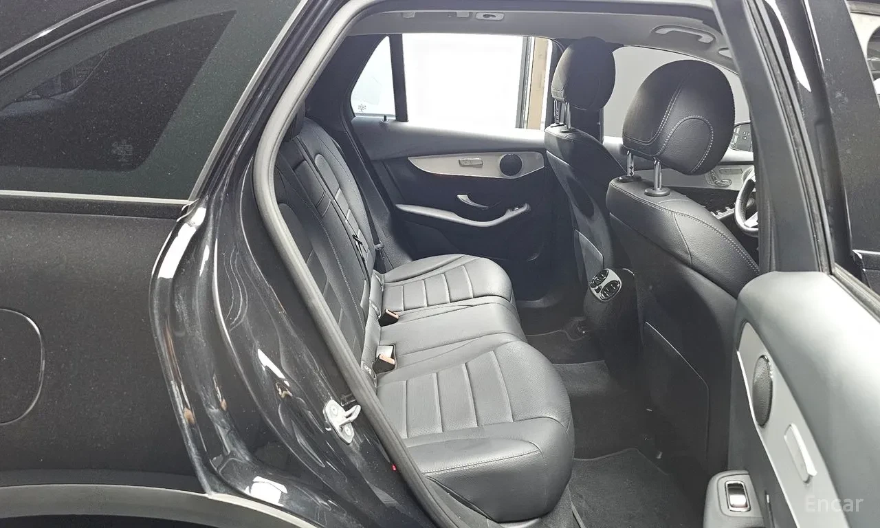 Mercedes-Benz GLC 350 E* ПОДГРЕВ* NAVI* КАМЕРА* , снимка 13 - Автомобили и джипове - 55736919