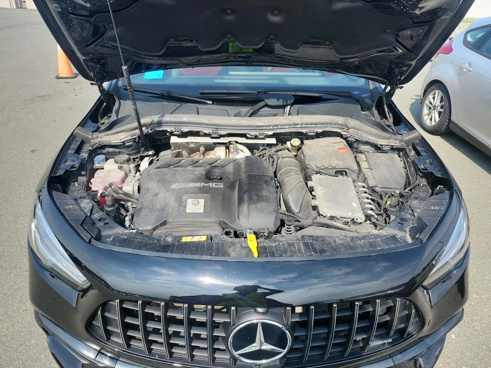 Mercedes-Benz GLA * AMG 45* CARFAX* АВТОКРЕДИТ БЕЗ ПЪРВОНАЧАЛНА ВНОС, снимка 17 - Автомобили и джипове - 55801062