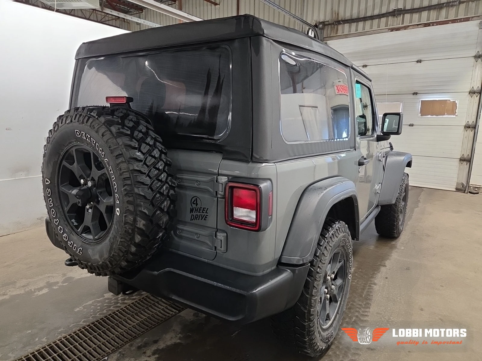 Jeep Wrangler, снимка 3 - Автомобили и джипове - 55928365