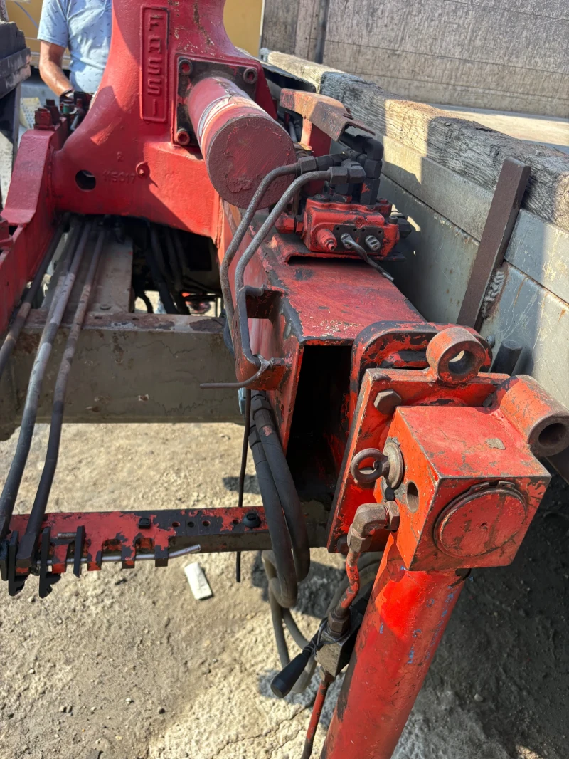 Автокран Друга марка FASSI, снимка 8 - Индустриална техника - 51857339