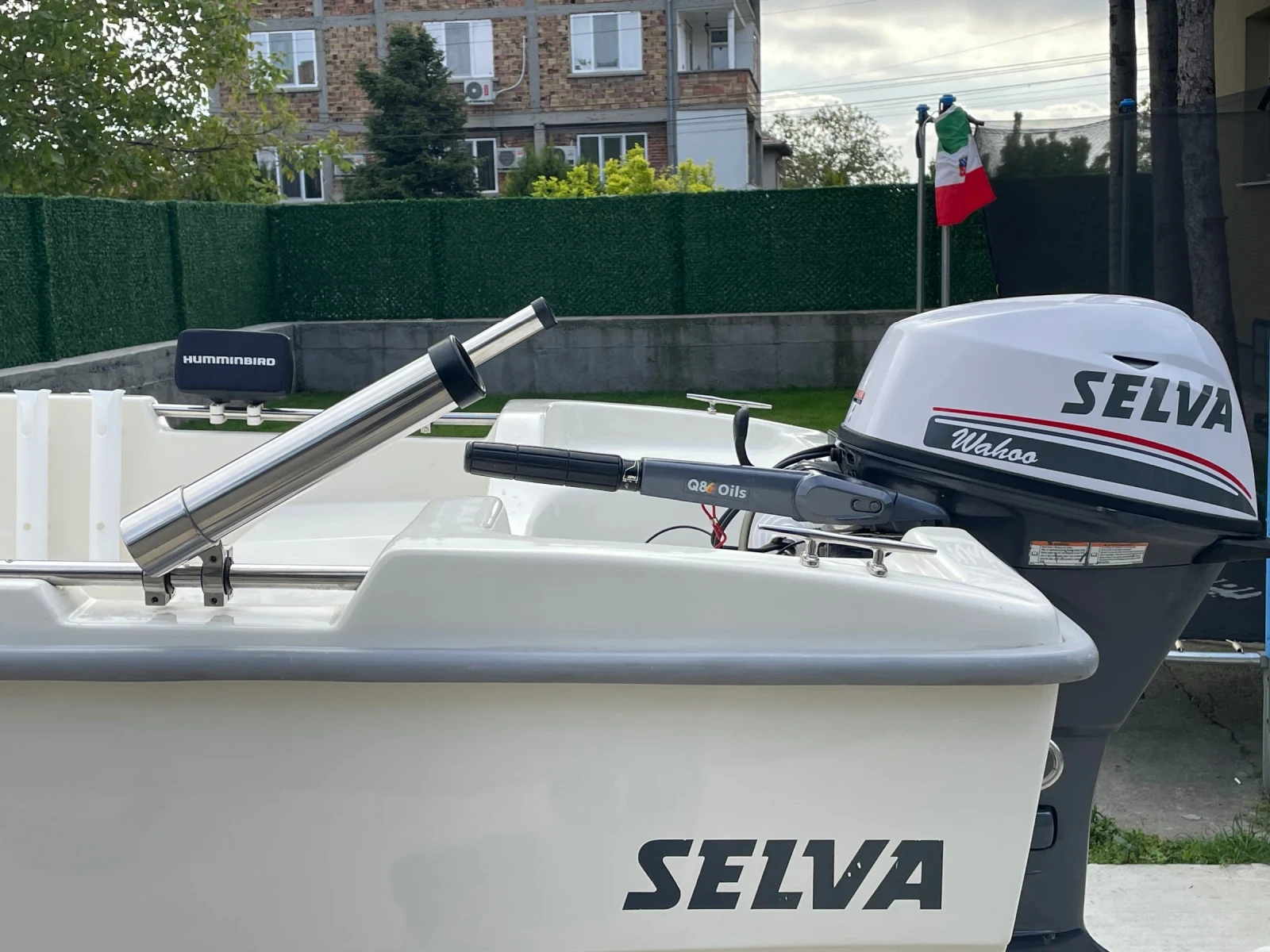 Моторна яхта Selva Tiller 4.50, снимка 6 - Воден транспорт - 54733573
