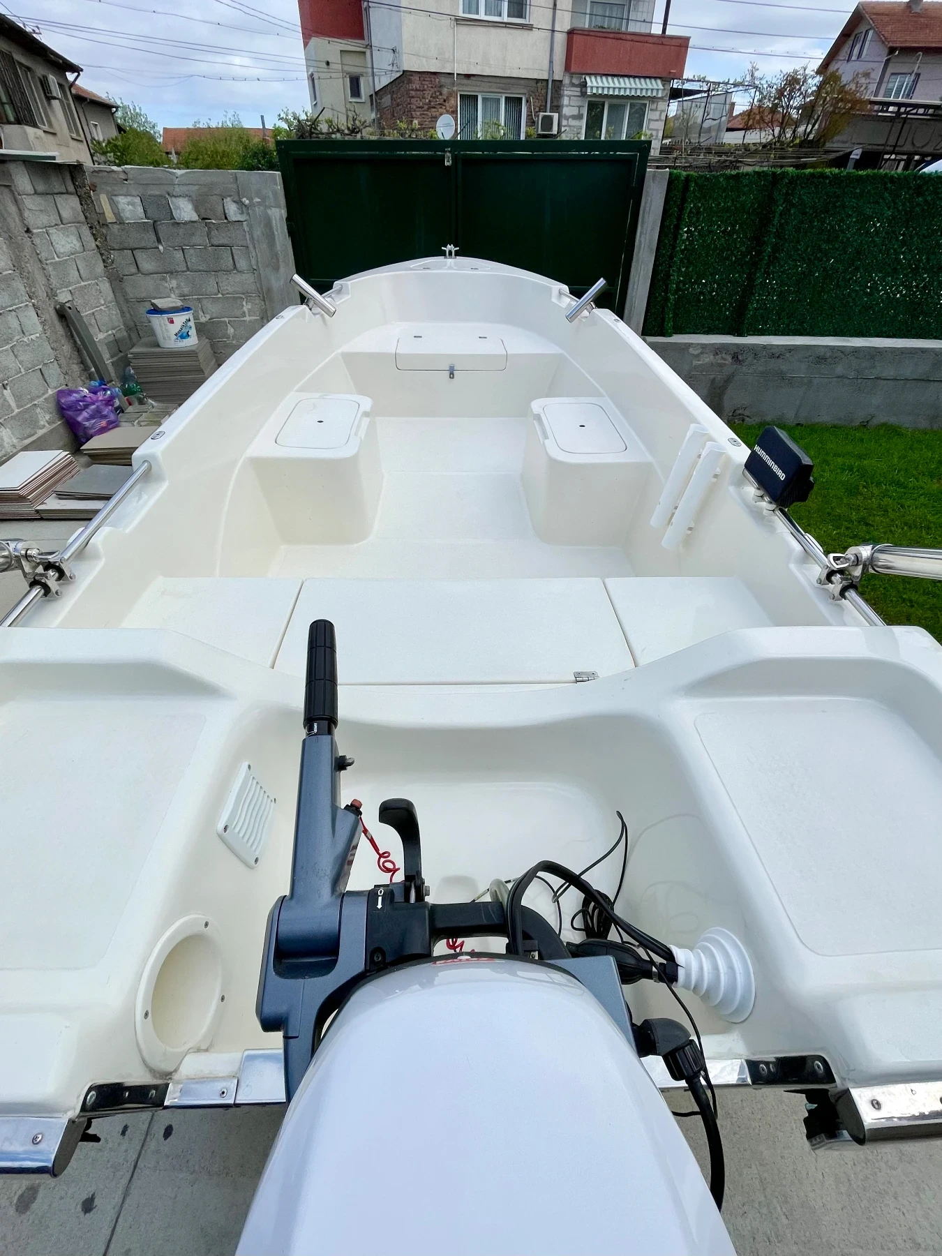 Моторна яхта Selva Tiller 4.50, снимка 4 - Воден транспорт - 54733573