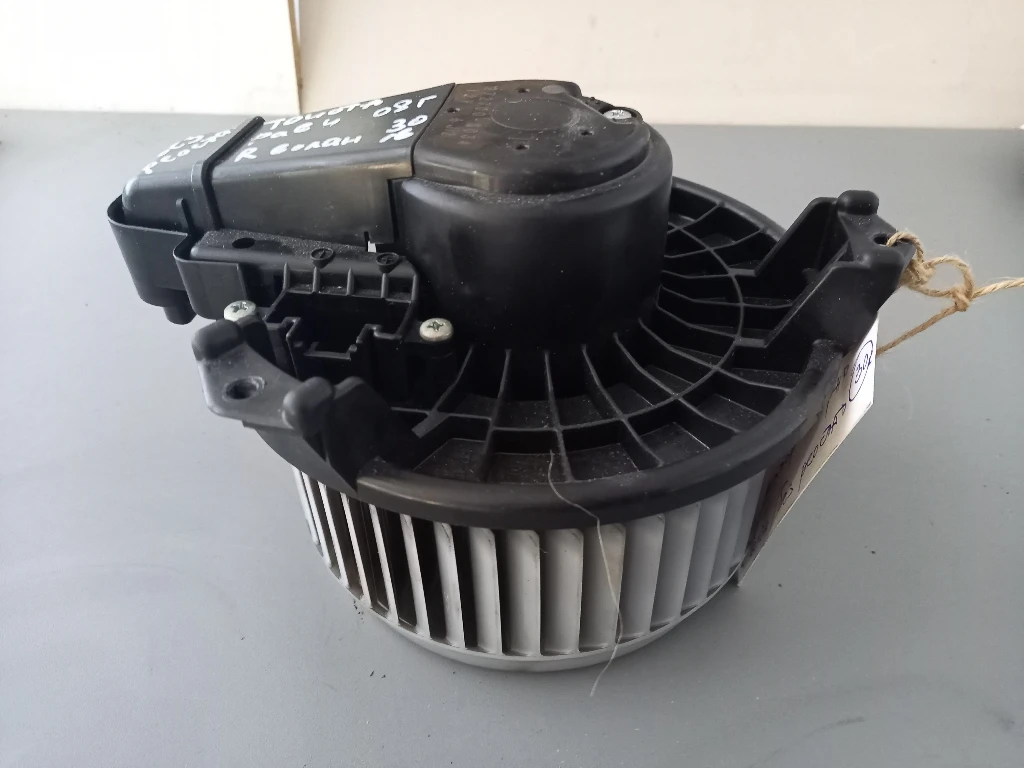    4 () | Mobile.bg   1