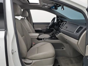 Kia Carnival 9-seater Prestige| 194к.с., снимка 11