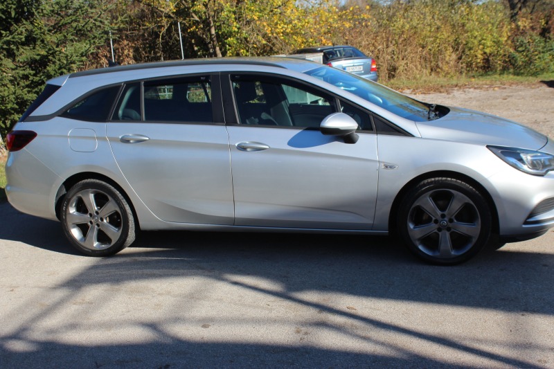 Opel Astra 1.6cdti Уникат Топ Състояние, снимка 5 - Автомобили и джипове - 42924354