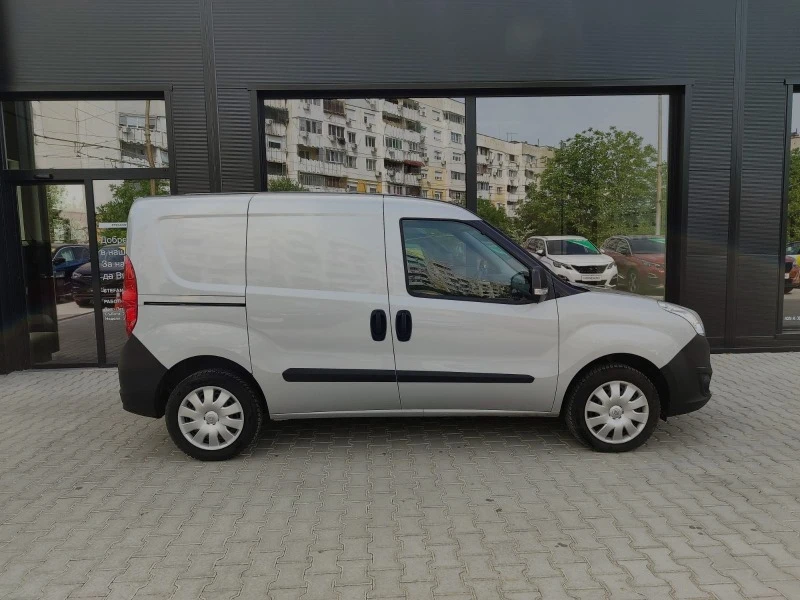 Opel Combo L1H1 1.4 бензин (95HP) MT5, снимка 5 - Автомобили и джипове - 44033409