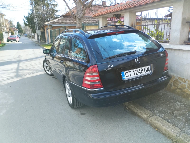 Mercedes-Benz C 220 W203 2.2 CDI, снимка 3 - Автомобили и джипове - 49576091