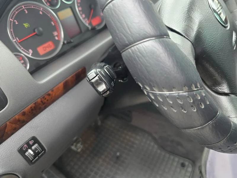 Seat Alhambra 1.9TDI ГЕРМАНИЯ , снимка 15 - Автомобили и джипове - 51096917