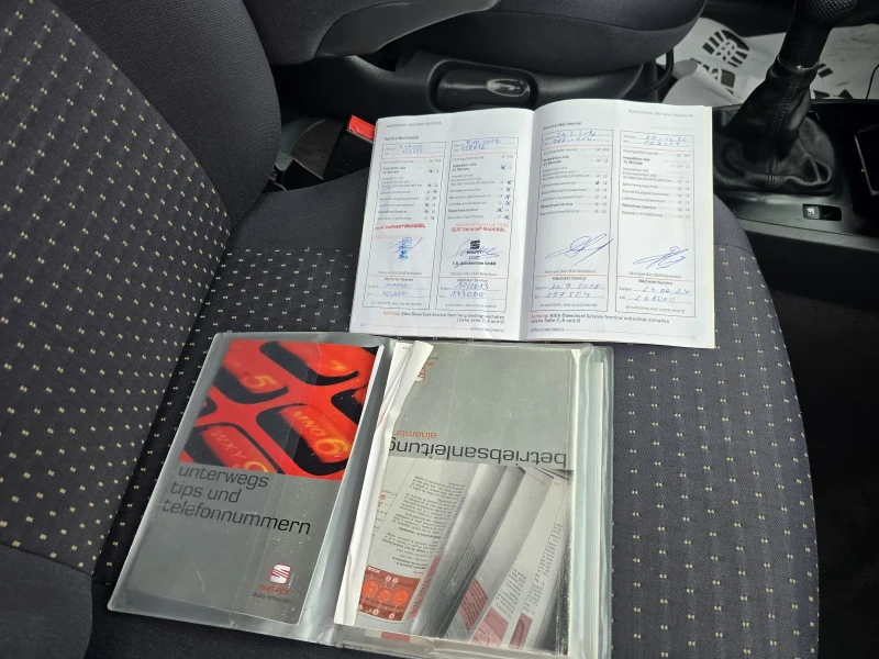 Seat Alhambra 1.9TDI ГЕРМАНИЯ , снимка 12 - Автомобили и джипове - 51096917