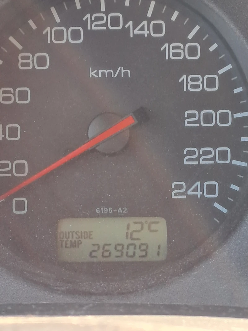 Honda Accord, снимка 13 - Автомобили и джипове - 52540864