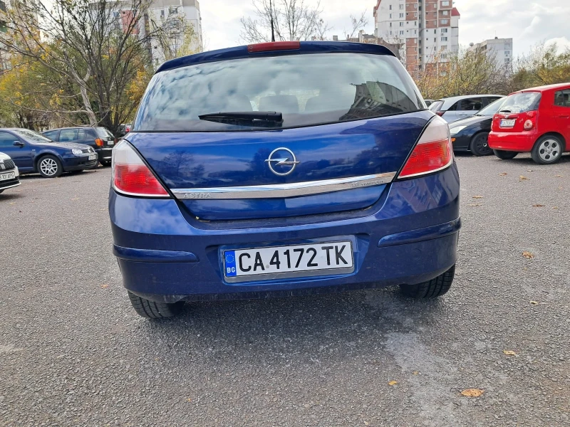 Opel Astra, снимка 3 - Автомобили и джипове - 52606708