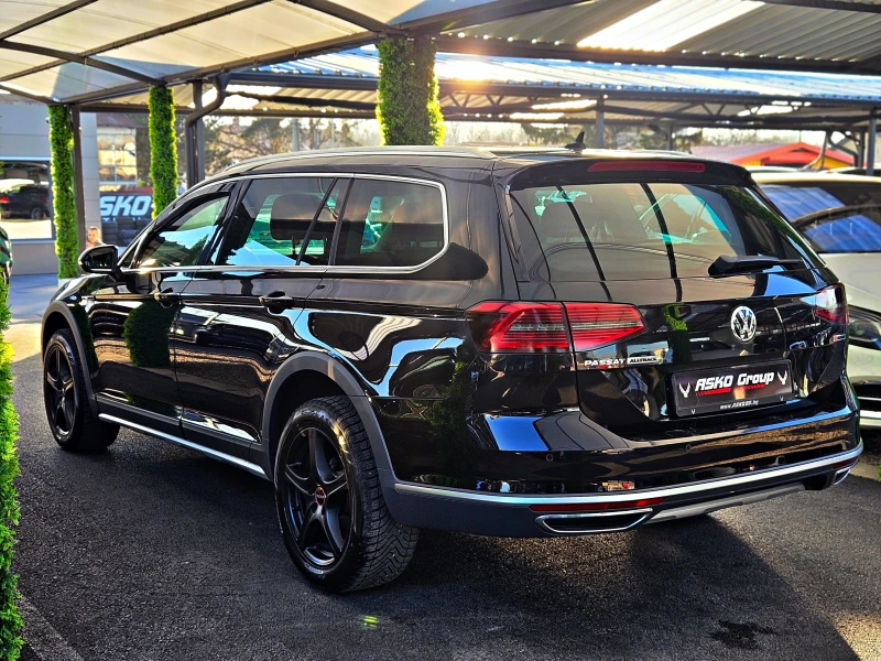 VW Alltrack 2.0TDI/DIGITAL/DISTRONIC/CAMERA/ПОДГРЕВ/CAR PLAY, снимка 7 - Автомобили и джипове - 52747220