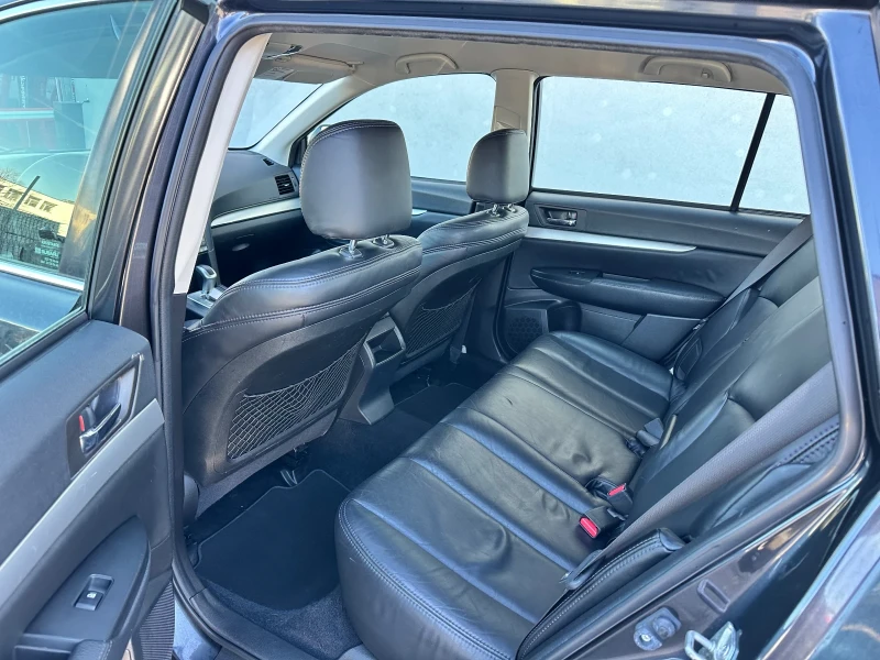 Subaru Legacy 2.0 i 4x4 , снимка 14 - Автомобили и джипове - 52828682
