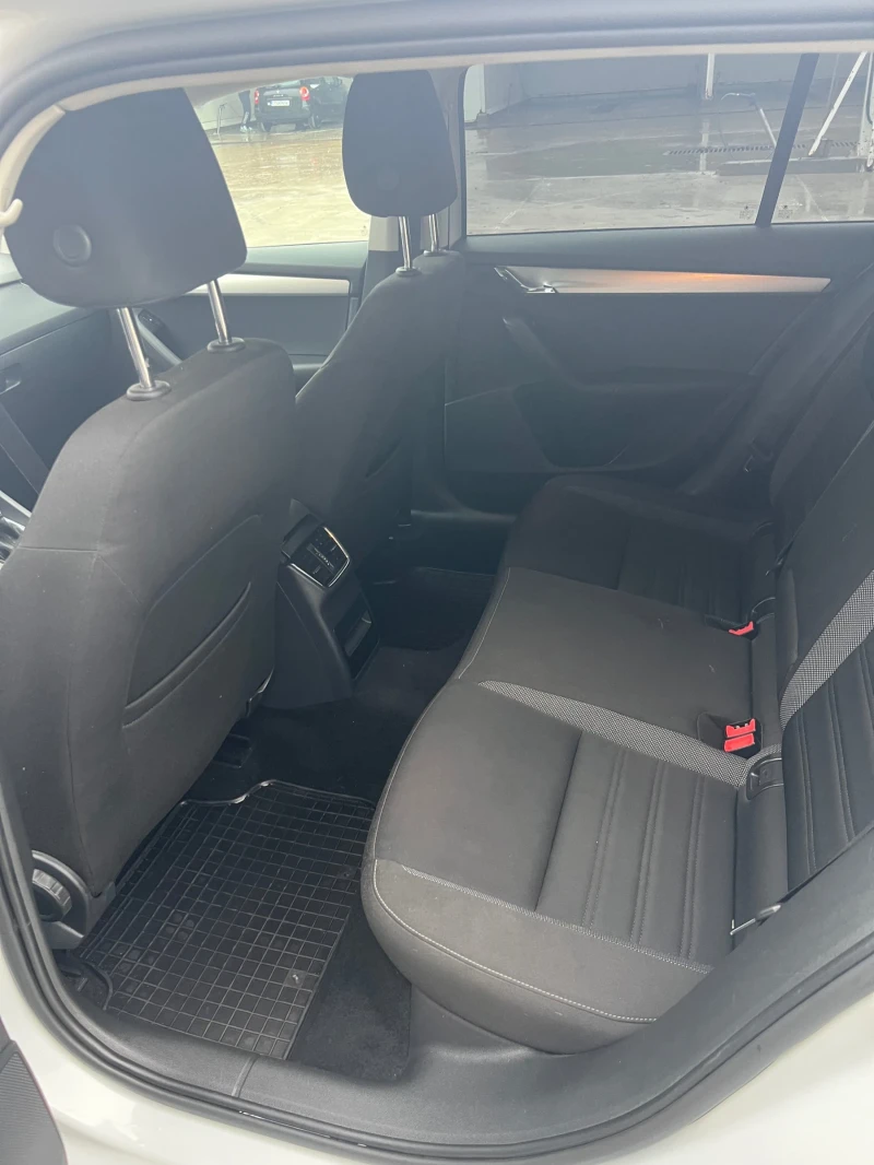 Skoda Octavia, снимка 6 - Автомобили и джипове - 53231883