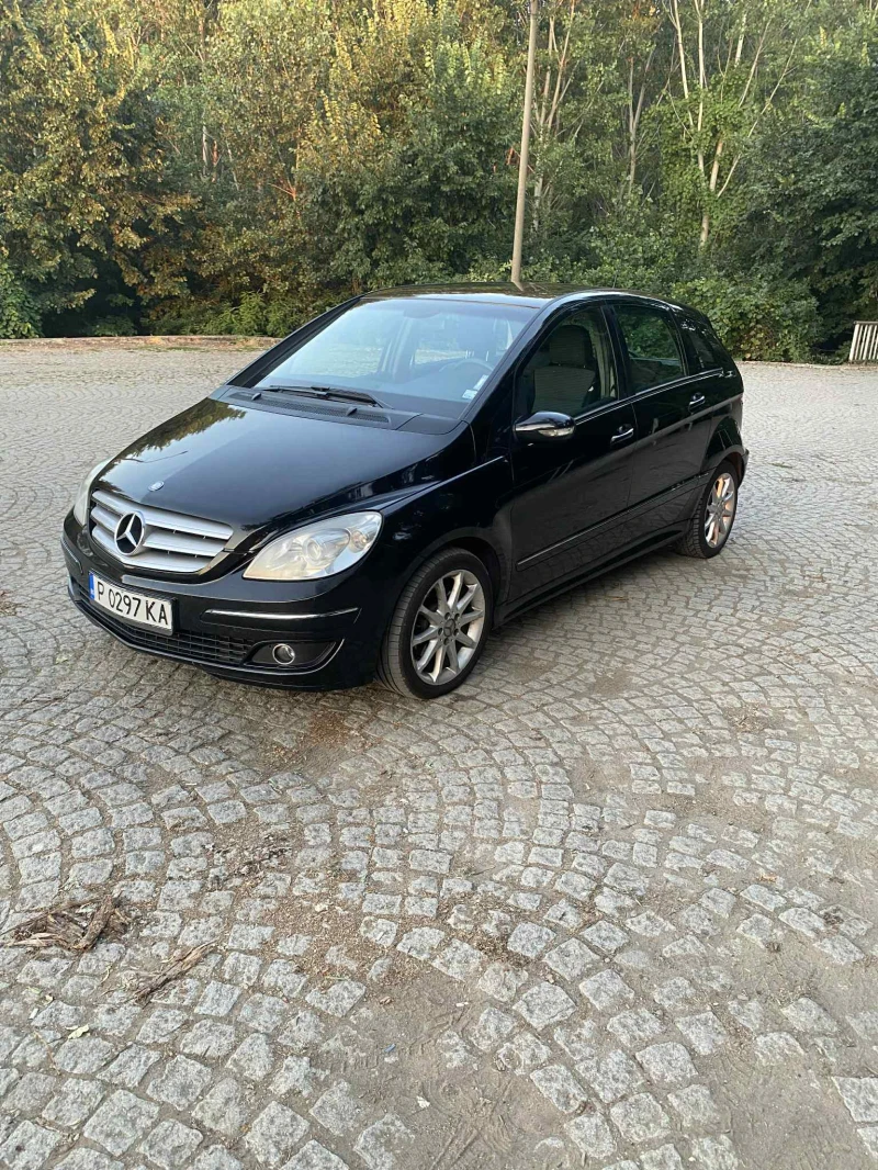 Mercedes-Benz B 200