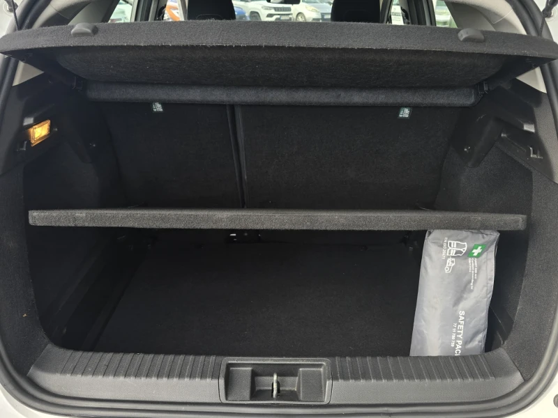 Renault Captur 1.3TCe/140к.с./Zen, снимка 15 - Автомобили и джипове - 53538491