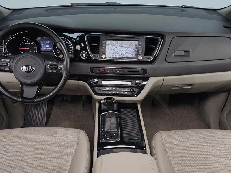 Kia Carnival 9-seater Prestige| 194к.с., снимка 7 - Автомобили и джипове - 56126658