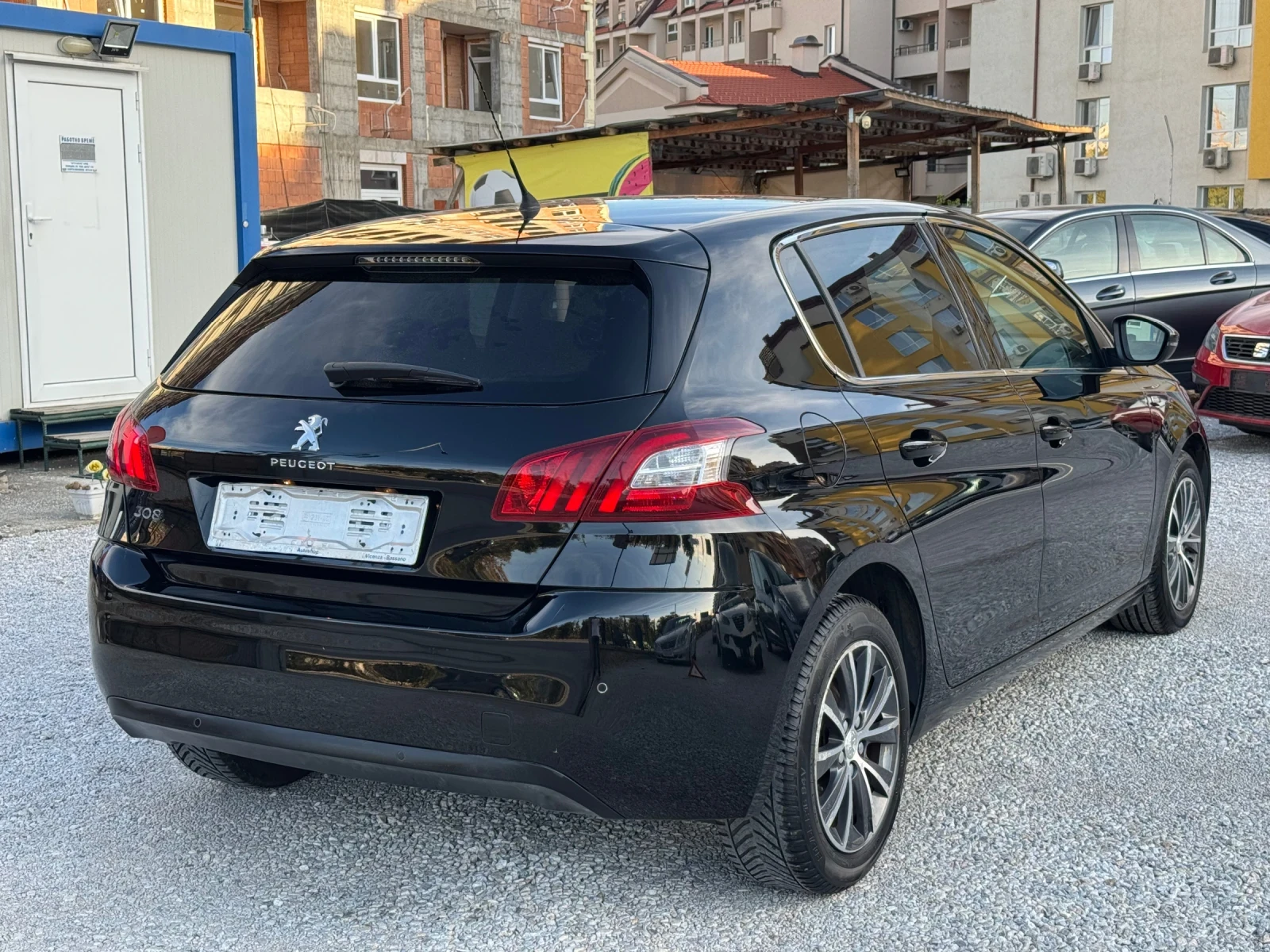 Peugeot 308 1.6 HDi* STYLE* ПЕРФЕКТНА* EURO 5B - изображение 6