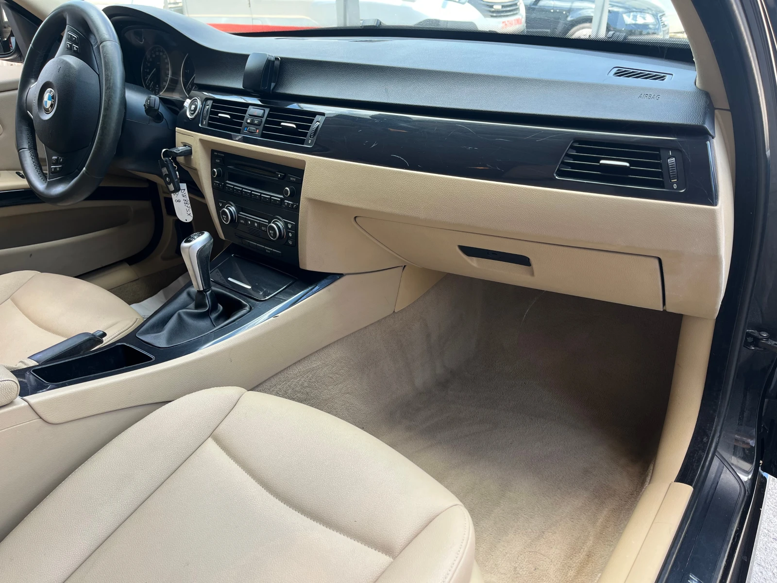 BMW 320 D - изображение 10