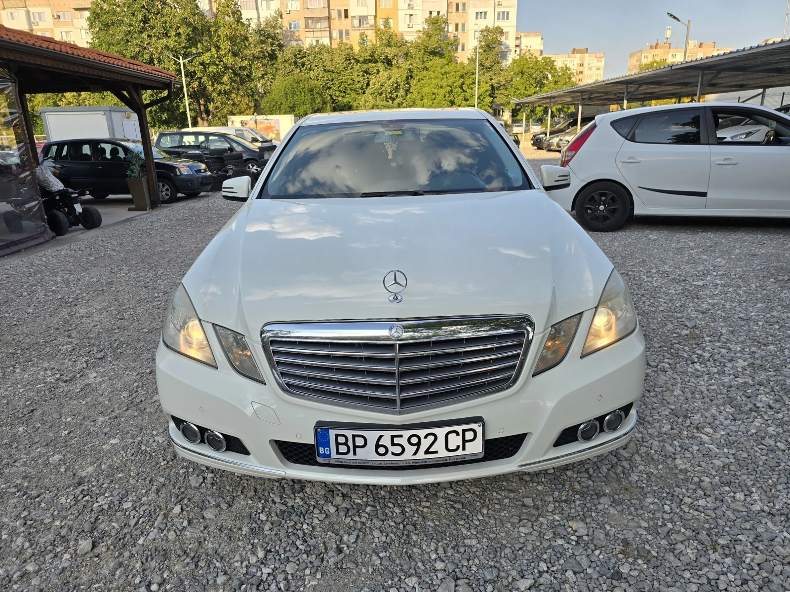 Mercedes-Benz E 200 200 D - изображение 2