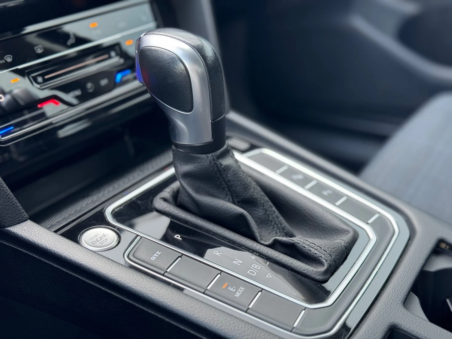 VW Passat VW Passat Var GTE Plug-In-Hybrid 1.4 TSI | Mobile.bg   11