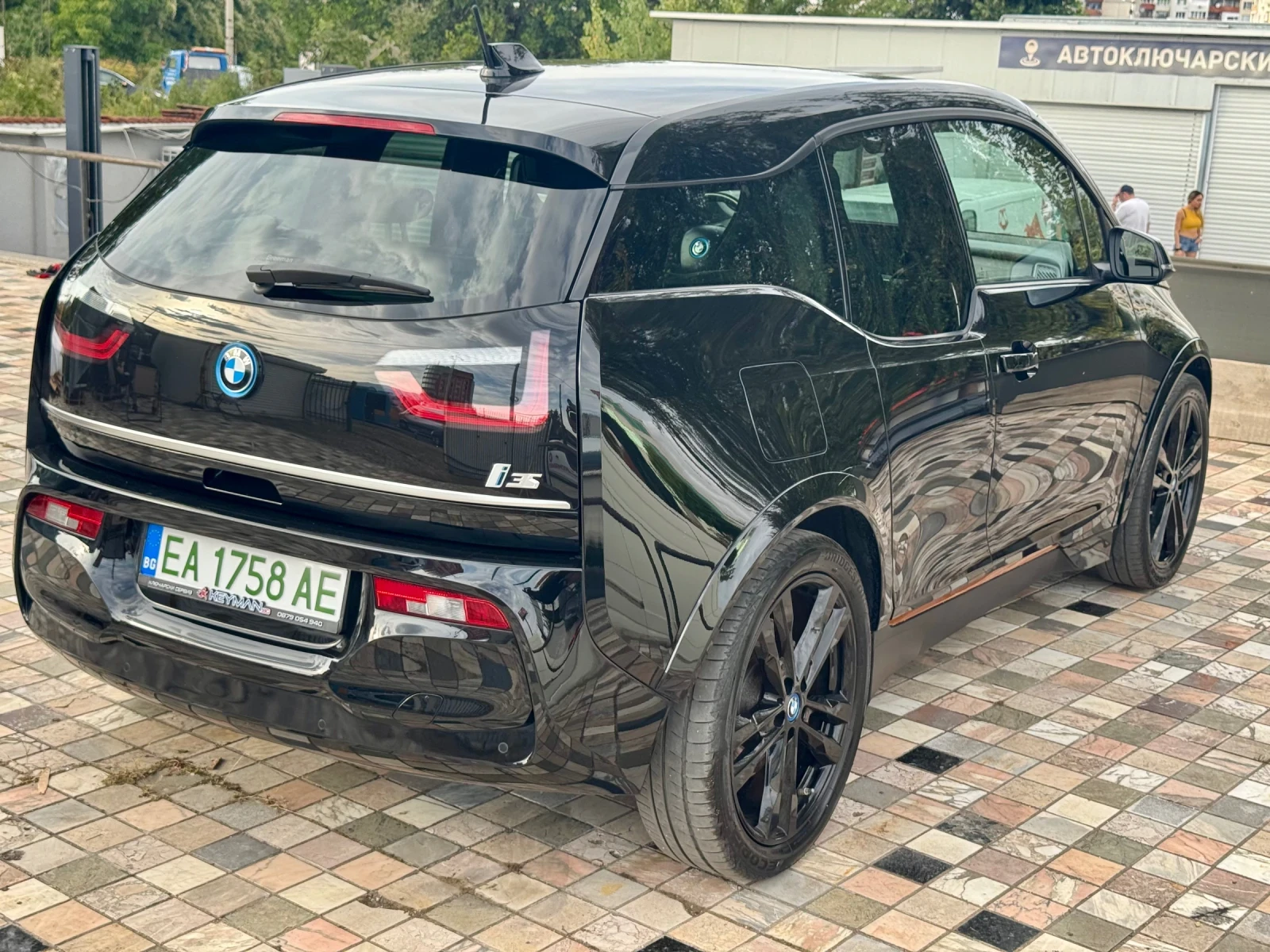 BMW i3 S 120Ah Edition RoadStyle - изображение 4