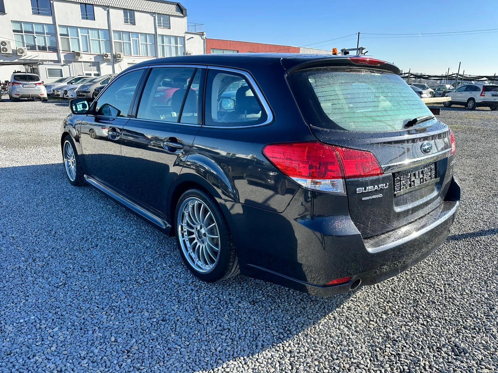 Subaru Legacy 2.0 i 4x4  - изображение 6