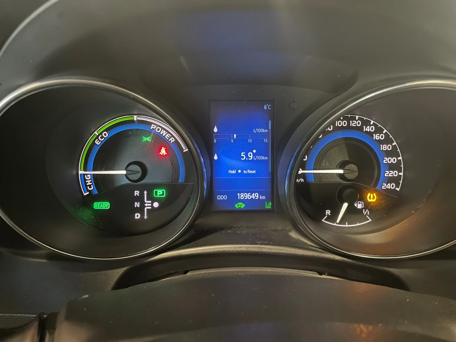 Toyota Auris 1.8 hybrid face | Mobile.bg � ����������� 14