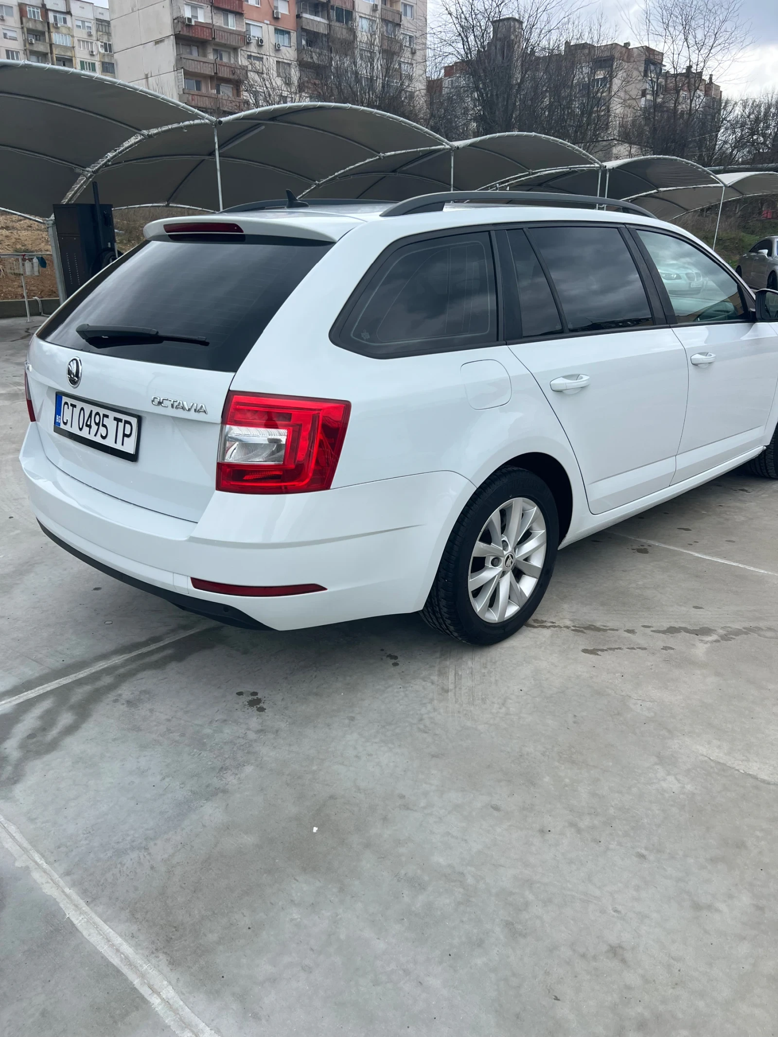 Skoda Octavia, снимка 5 - Автомобили и джипове - 53751436