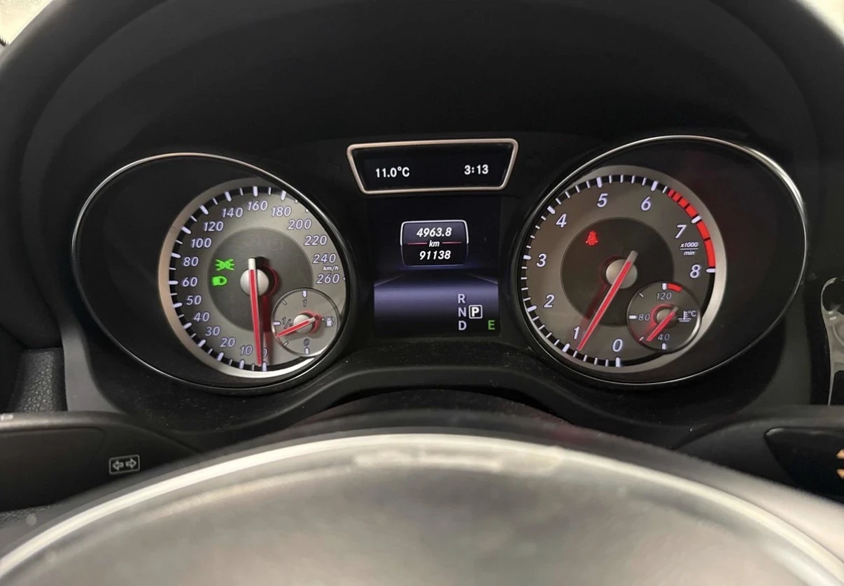 Mercedes-Benz CLA 250 4Matic * Подгреви * Амбиентно осветление * Carfax  - изображение 8