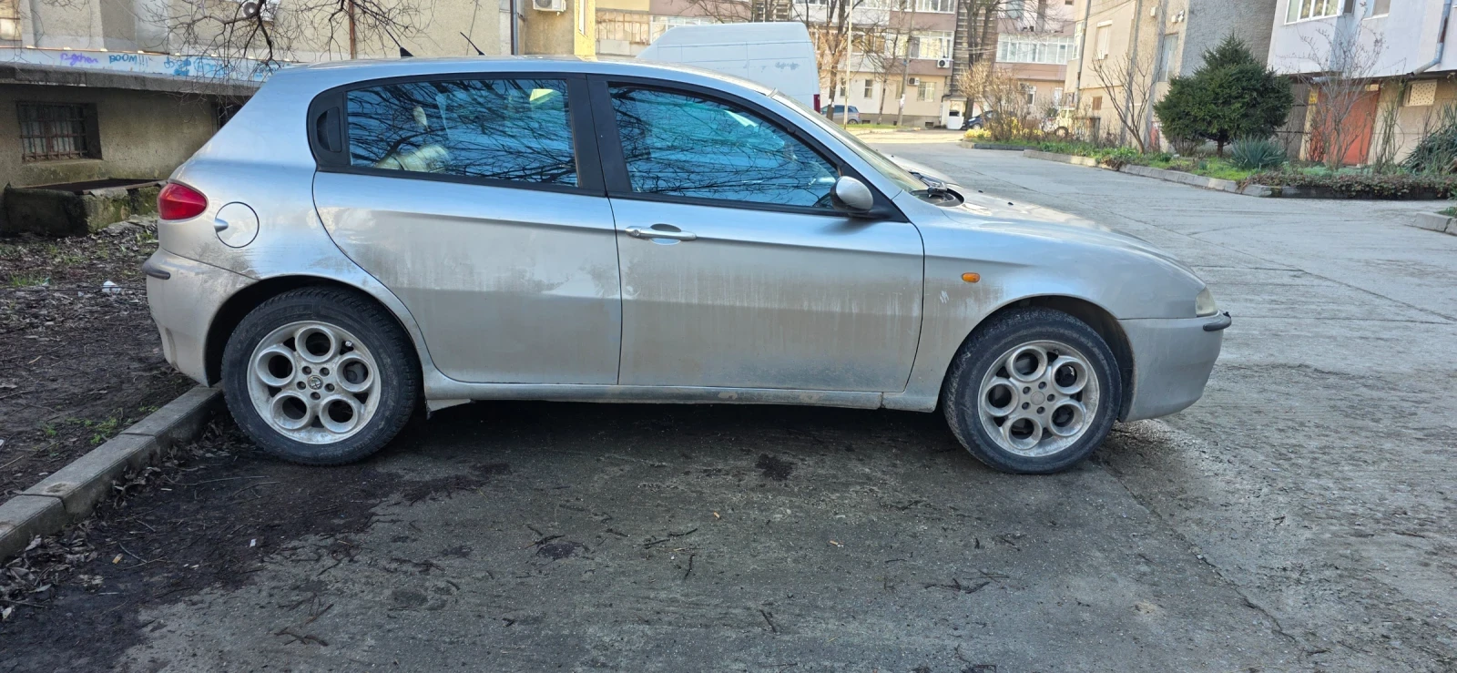 Alfa Romeo 147  - изображение 2