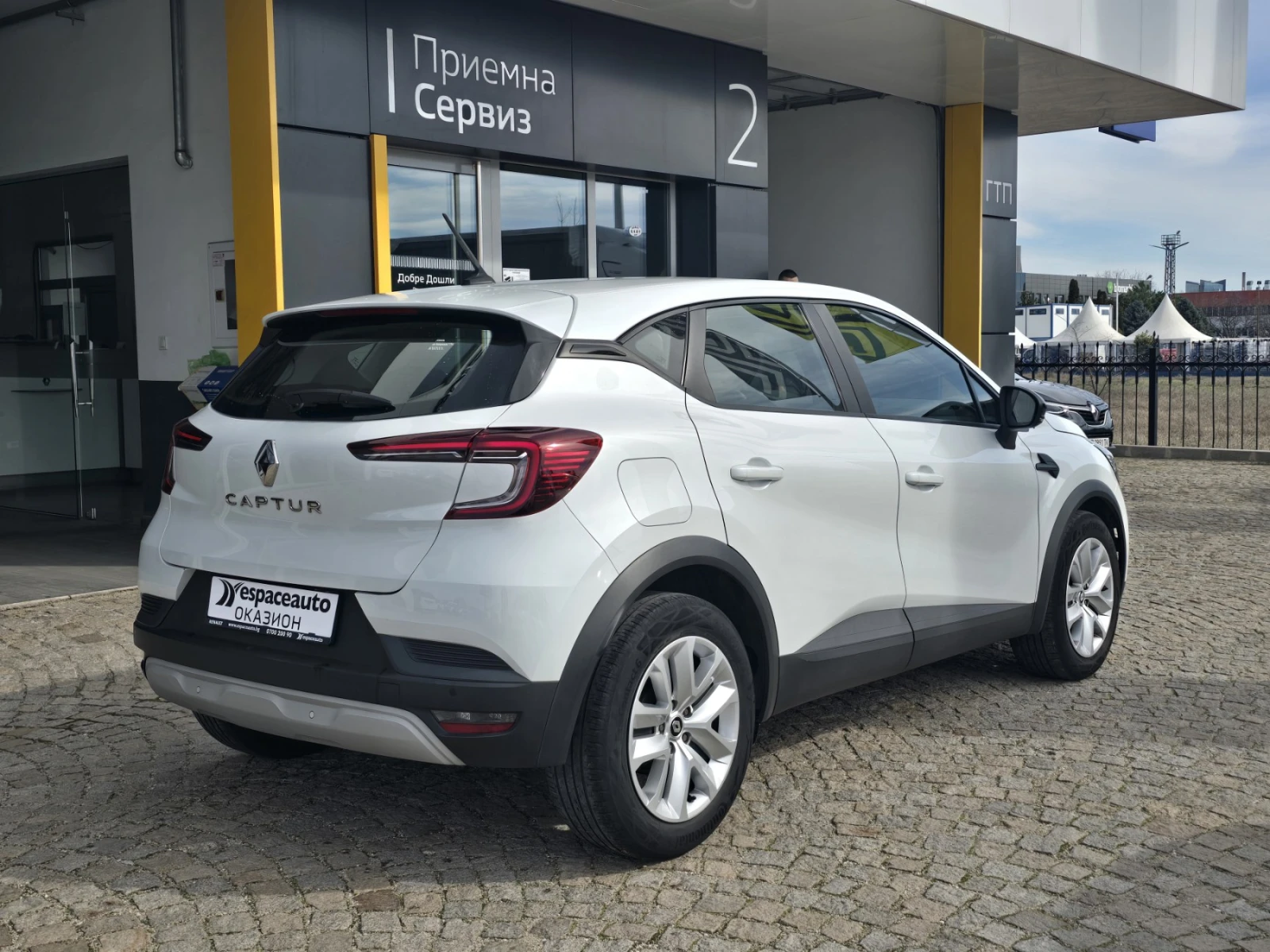 Renault Captur 1.3TCe/140к.с./Zen - изображение 5