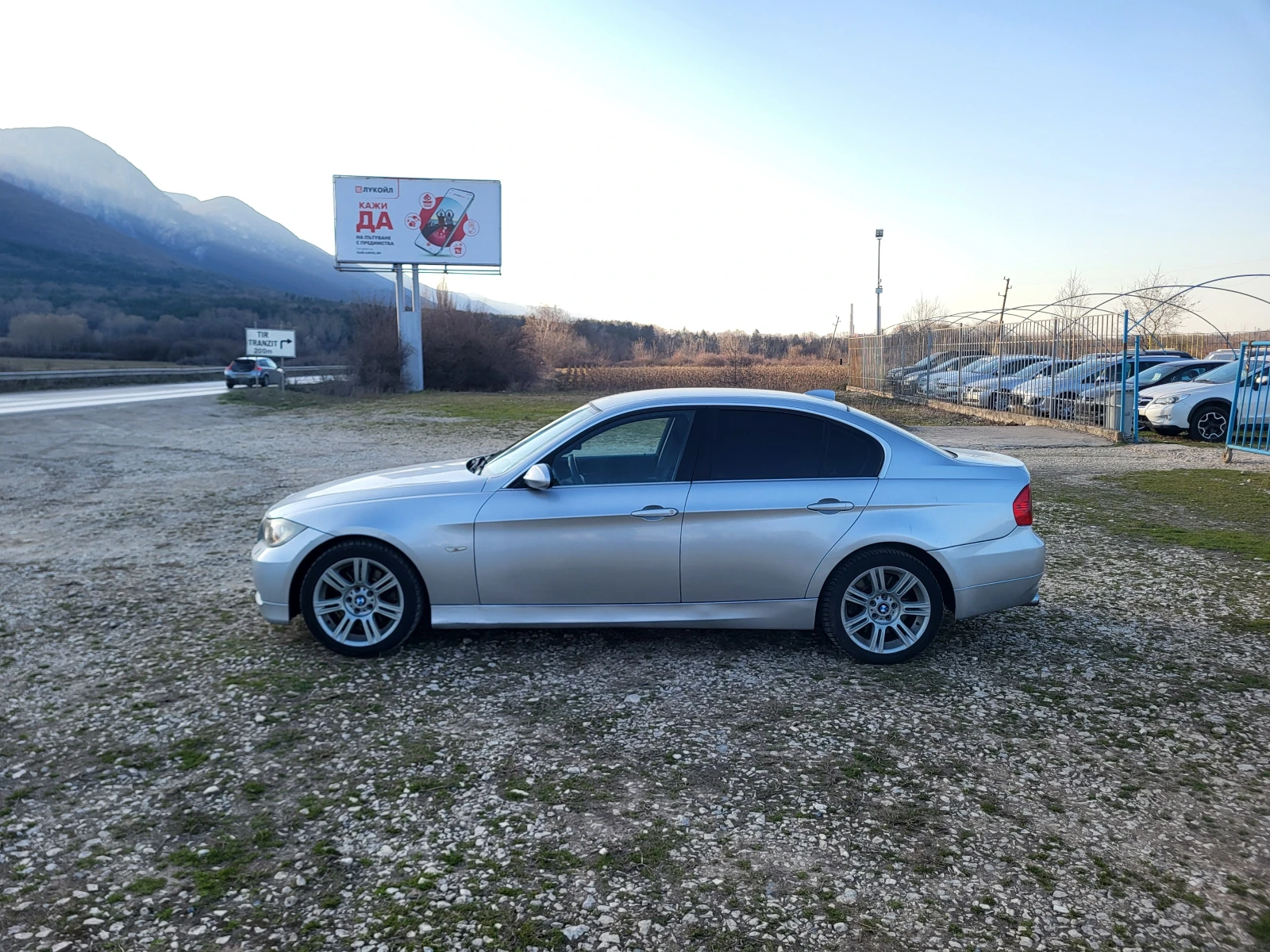 BMW 330 3.0D * XDrive * , снимка 2 - Автомобили и джипове - 53811421